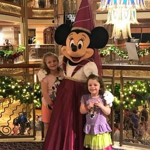 Meet your Posher, April